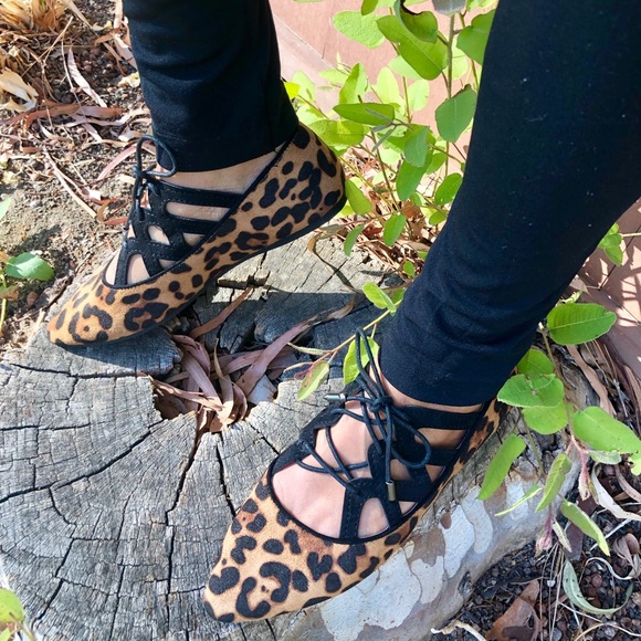 Last1♥️Leopard 🐆 Animal Print Lace Up Flats Shoes - Picture 5 of 8